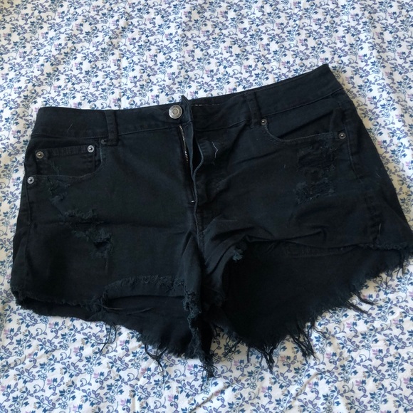 American Eagle Outfitters Pants - American Eagle Black distressed shorts